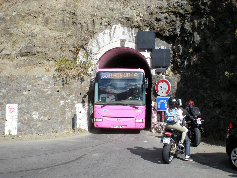 09 Tunel bus