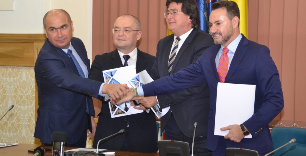 Bolojan și Falcă, o interacțiune surprinzătoare între două viziuni paralele asupra serviciului public