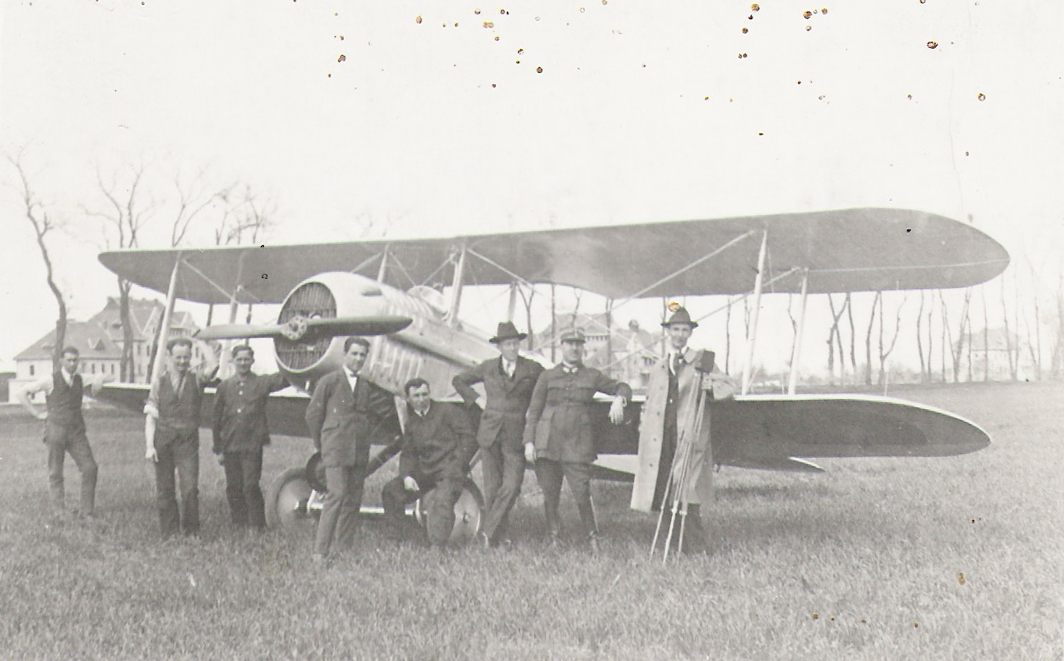 13. Personalul aeroportului din Gai 1934
