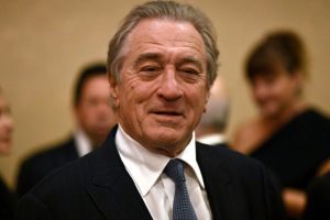 ROBERT DE NIRO
