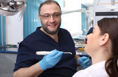 Cabinet dentist Razvan Purcarea, Arad, Romania. Foto: Sebastian Tataru