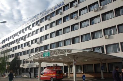 Coronavirusul închide Spitalul Județean din Arad! Este alertă maximă și la Vama Nădlac