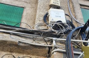 problema cabluri arad