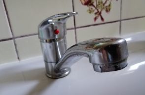 robinet apa calda - apa potabila