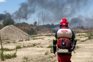 incendiu vegetatie pompier arad