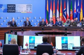 summit NATO bucuresti