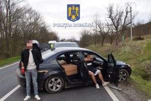 traficanti prinsi TIR Halmagiu tigari