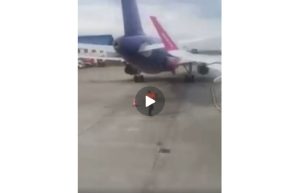 video accident avioane wizzair suceava