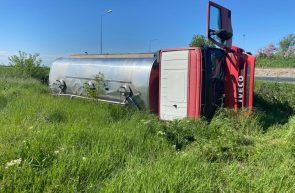 camion rasturnat aradul nou