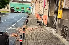 urmarile cutremurului la Arad - strada Marasesti (2)