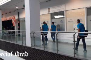 Descinderi ale ofițerilor anticorupție la Serviciul Permise și Înmatriculări din Arad