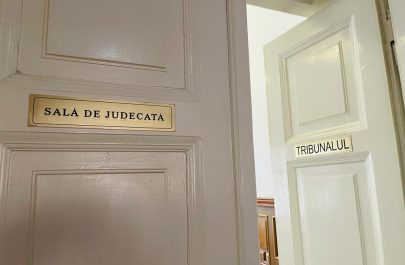 Patronul sălii de evenimente „Helen”, în arest la domiciliu la o zi după ce soției sale i s-au pretins 5.000 de euro pentru ca acesta să fie eliberat din arestul IPJ Hunedoara