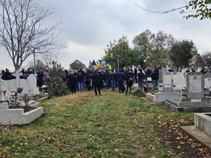 erou cimitir Ucraina frig