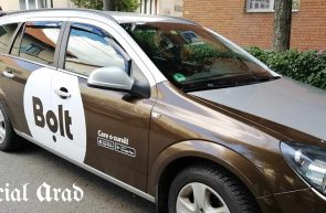 mașină Bolt la Arad