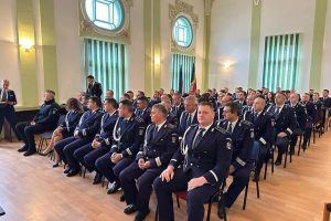 politisti aradeni avansati ziua nationala