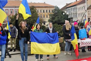 Ucraina steaguri 2 ani razboi