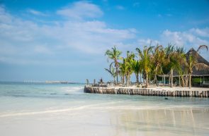 plajă Zanzibar - foto Ákos Helgert - Pexels