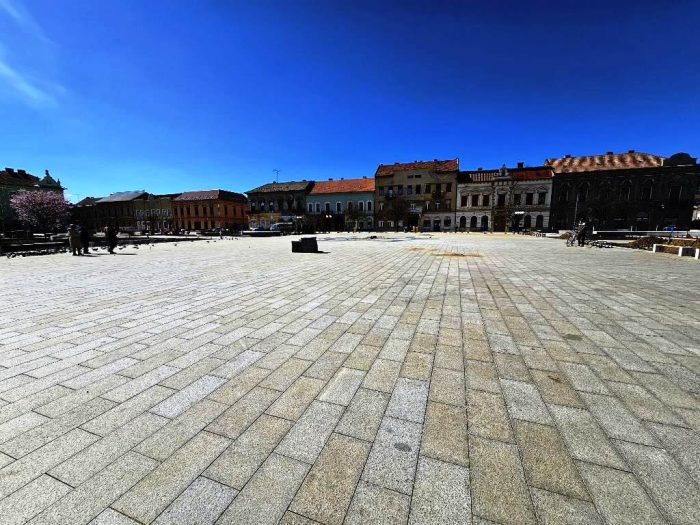 Piata Catedralei Targul de Pasti