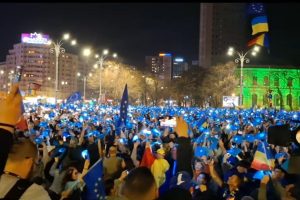 persoane mitingul București