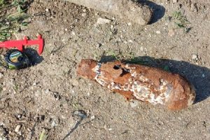 bombă aruncător