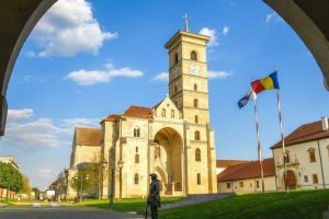 arhiepiscopia catolica alba iulia nu extremism