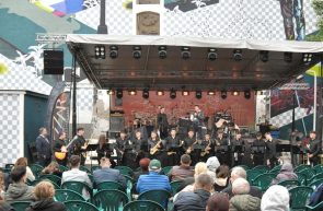 bursa JAZZAR