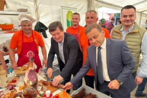 cârnați la nădlac
