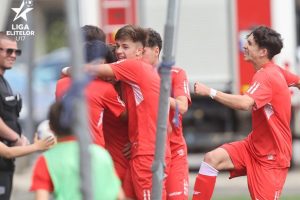 u17
