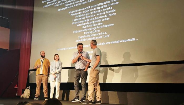 TIFF f 3