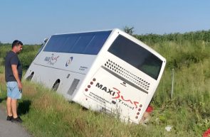 autocar autostradă