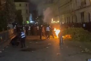 prieteni protese-bec