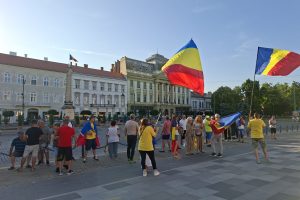 protest turul doi ânapoi