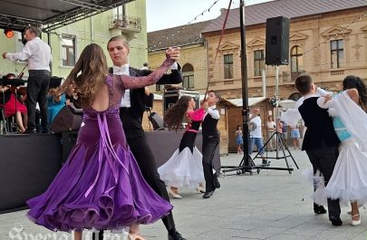 Gala Strauss 200 Piața Catedralei Arad (15)