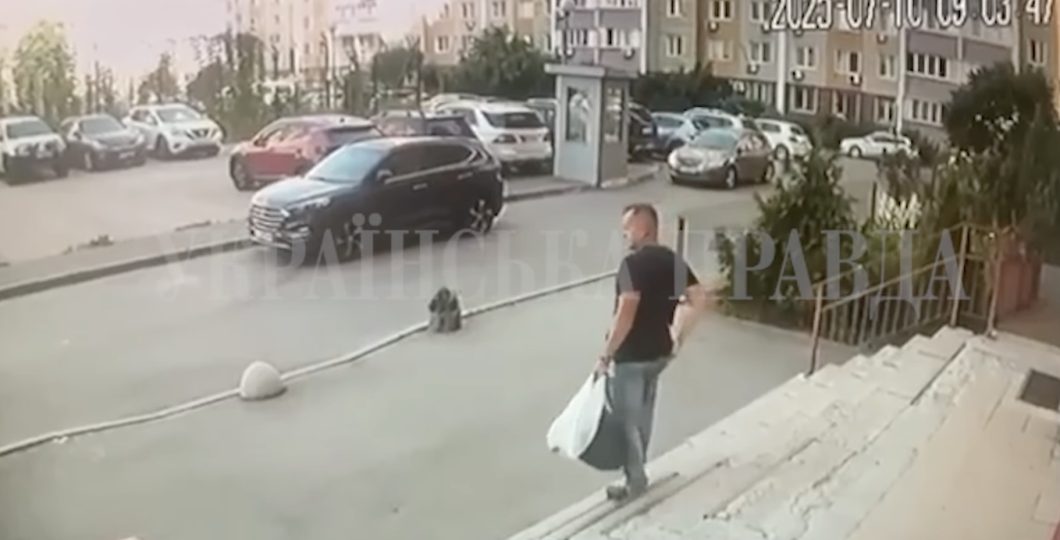 imagini surprinse de camerele de supraveghere dezvăluie tragicul incident în districtul Holosiivskyi