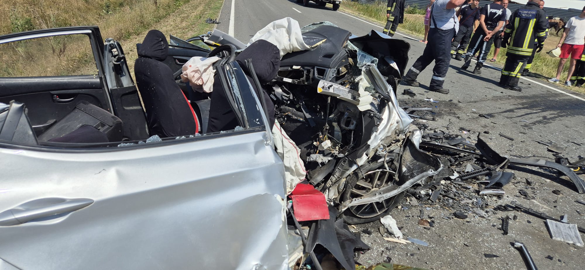 Ce spune Poliția Arad cu privire la accidentul în care și-au pierdut viața, lângă Turnu, o femeie și un bărbat