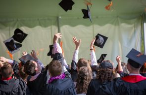 absolvire diploma