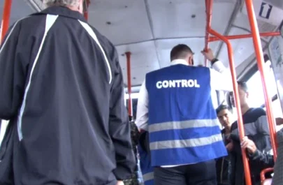 Scuze și acuze la CTP Arad după ce jumătate dintre controlori au fost dați afară! „E numai hoție și pile...”
