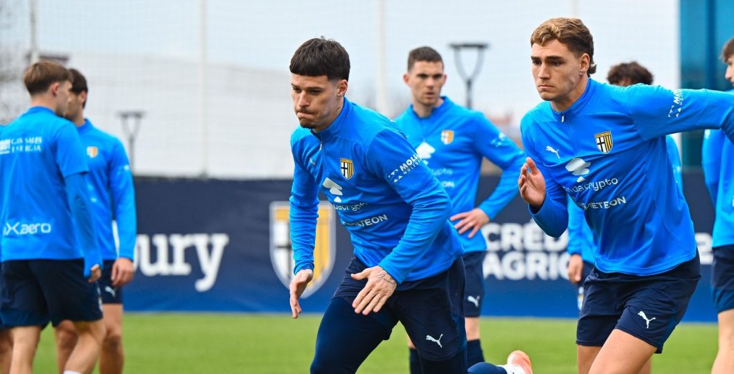 Dennis Man, primit cu aplauze la Parma! Viitorul său rămâne incert.