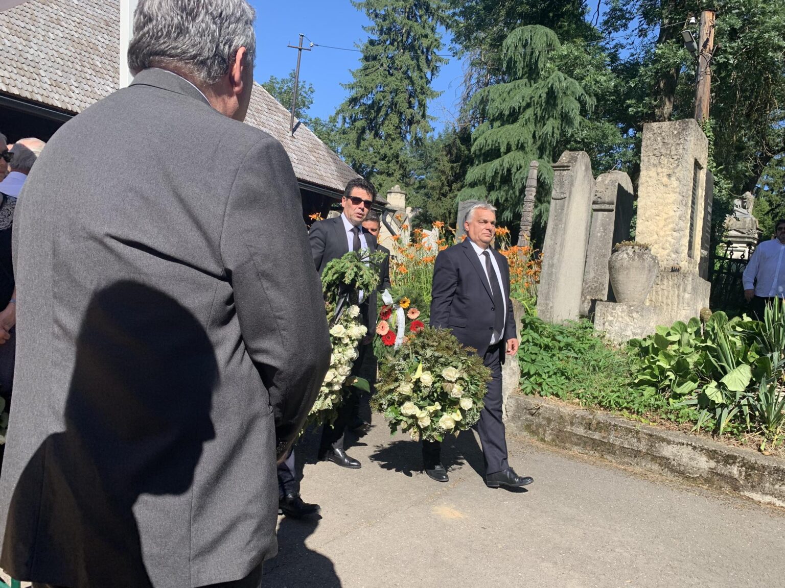viktor-orban-1536x1152.jpg