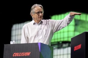 Geoffrey Hinton nasul IA