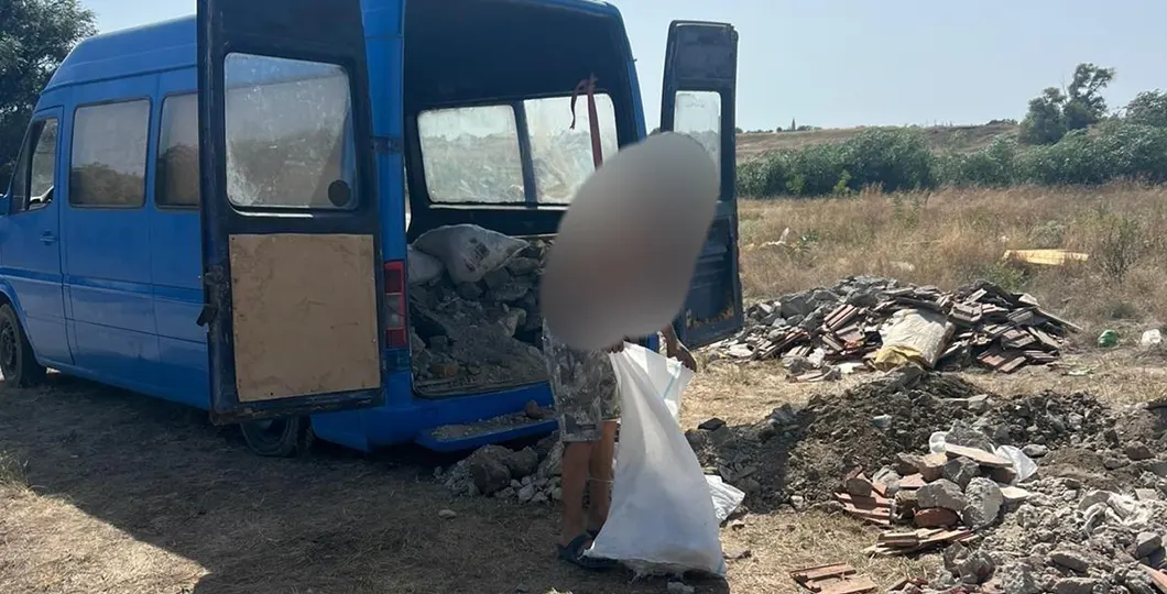 Prins pe picior greșit aruncând moloz – o situație surprinzătoare la Arad!