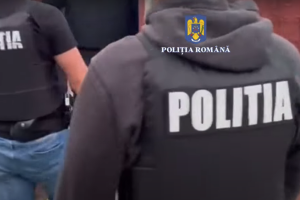percheziții Arad