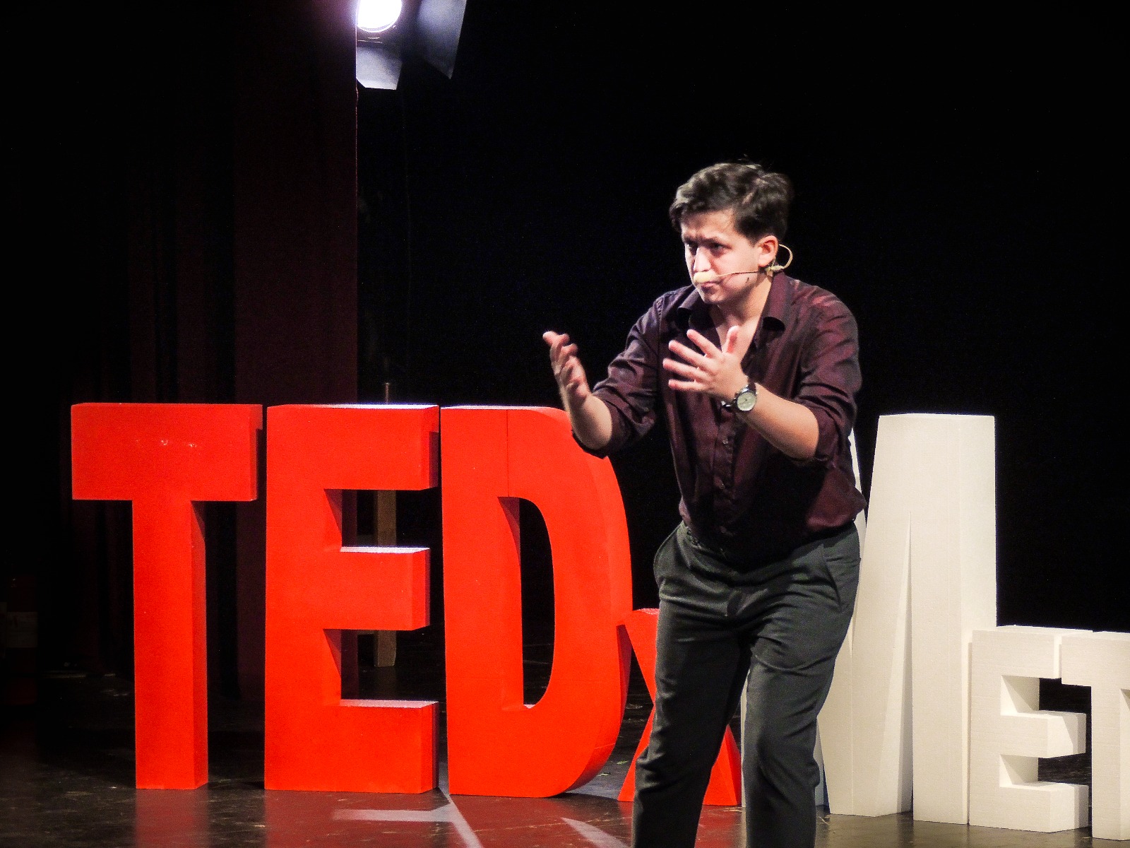 Alex Ficard - TEDx Arad