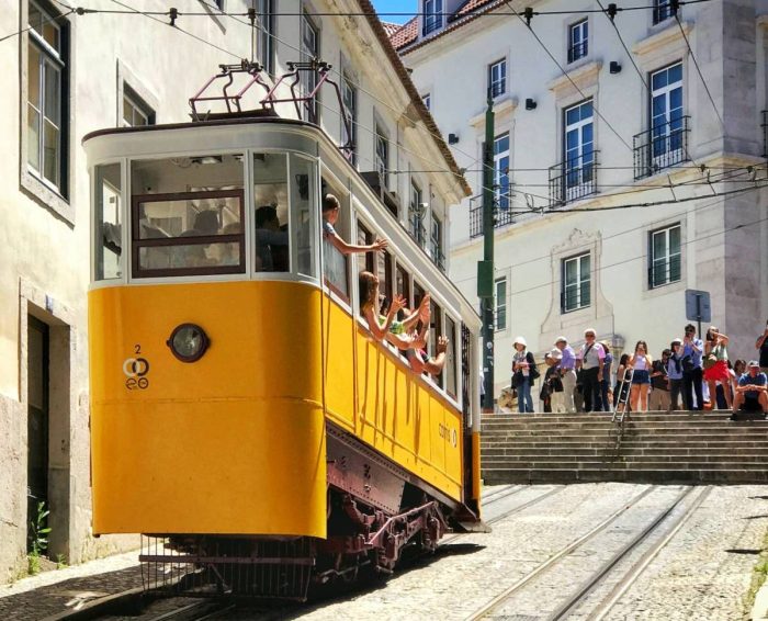 Ascensor da Gloria @victor malyushev e1713904701177