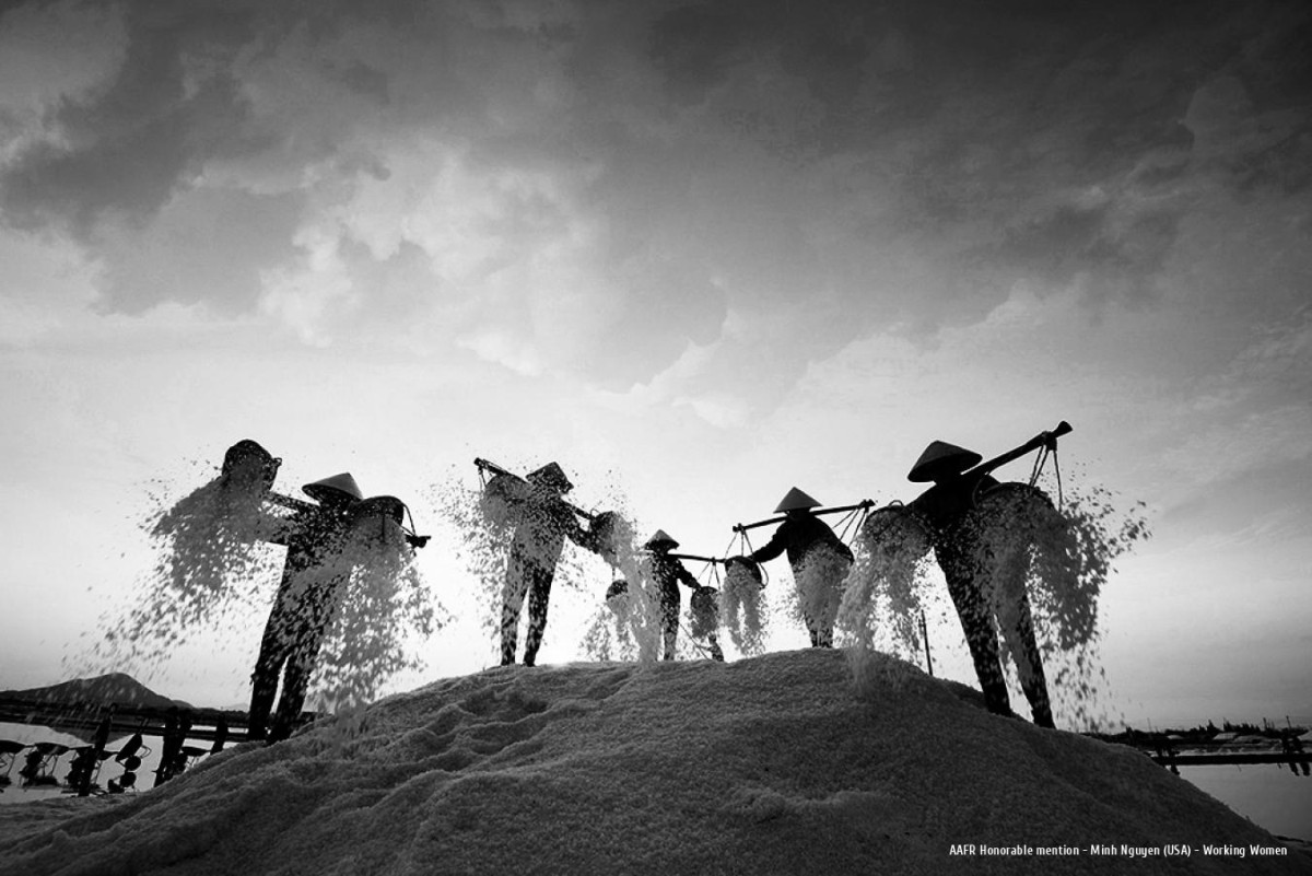 Ars Fotografica 2025 AAFR Honorable mention: Minh Nguyen (USA) - Working Women