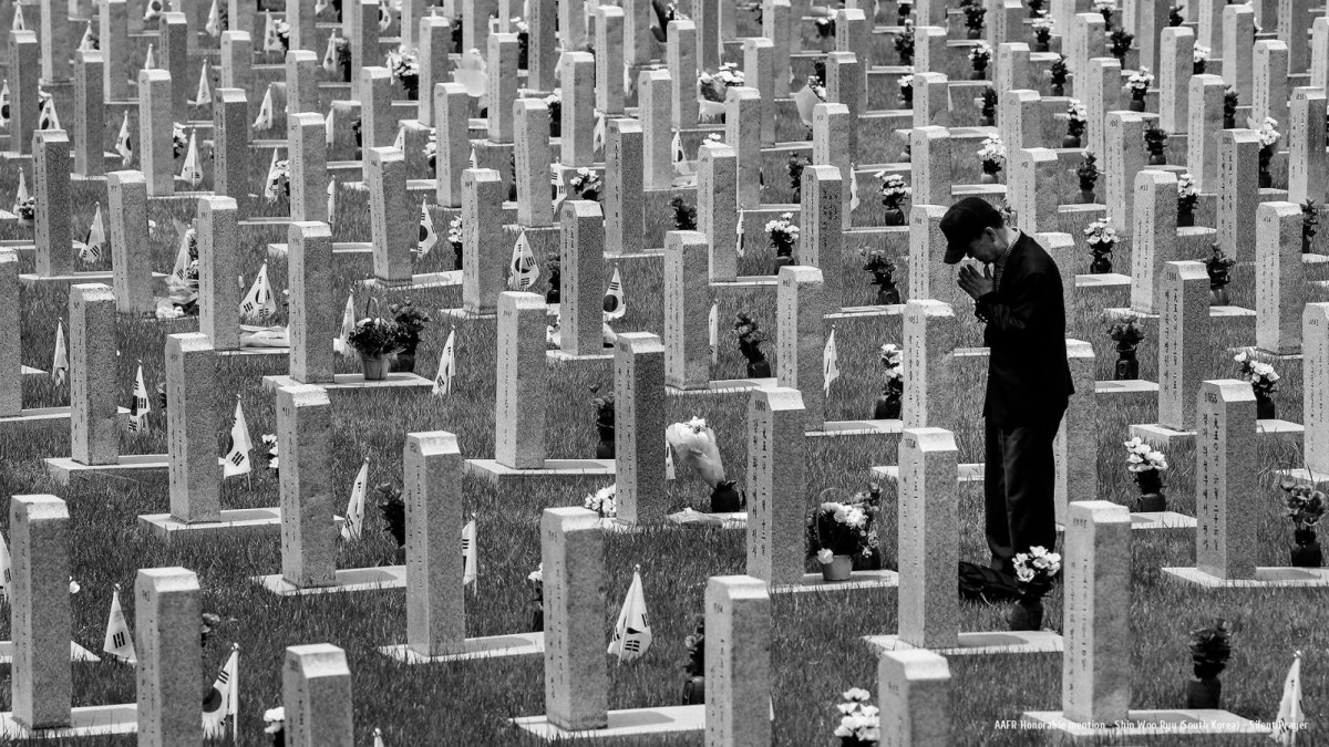 Ars Fotografica 2025 AAFR Honorable mention: Shin Woo Ryu (South Korea) - Silent Prayer