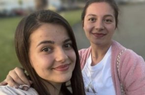 IULIA S_A DUS LANGA DIANA