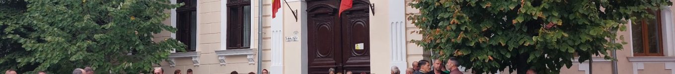 protest la Arhiepiscopie Arad