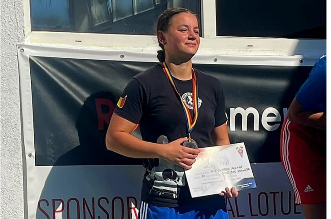 Andreea-Raluca Ilie, sergent major din Arad, cucerește argintul la categoria senioare - 70 kg în Campionatul Național de Box | Video