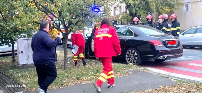 accident Arad Mercedes